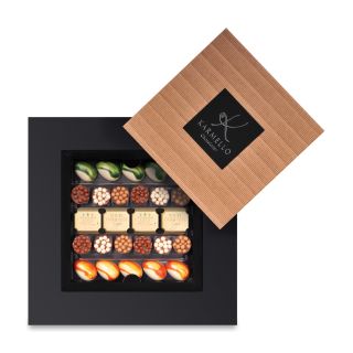 KW03 SPRING EASTER SET WITH LOGO AND HAPPY EASTER IN A BOX WITH LID AND FRAME