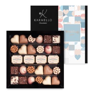 W10 Wedding Set with a Row of Logos